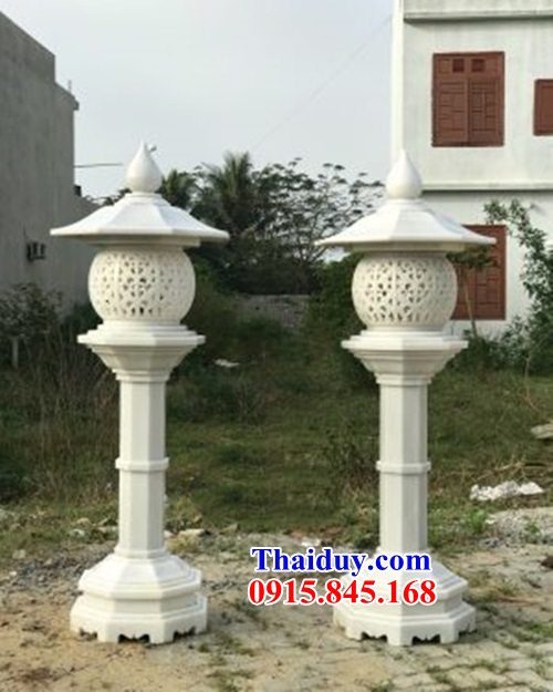 6 mẫu đèn đá trang trí sân vườn chạm khắc hoa văn tinh xảo tại Thanh Hóa