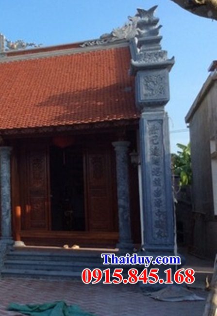 Cột đồng trụ hình vuông đình đền chùa miếu bằng đá xanh tự nhiên đẹp