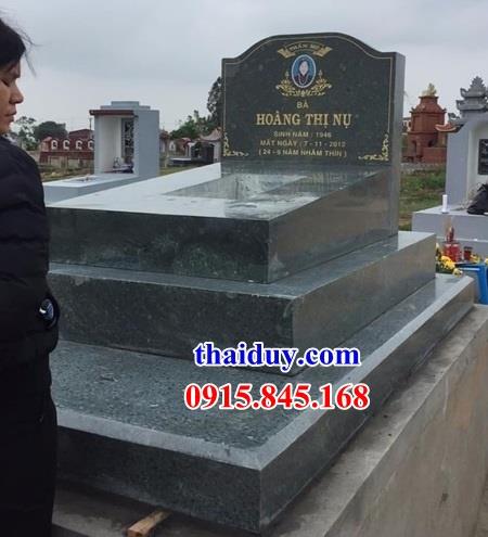 Hình ảnh mộ tam cấp không mái bằng đá tư nhiên cao cấp đẹp nhấ hiện nay tại Nghệ An
