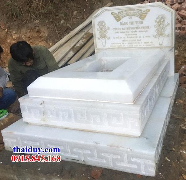 Mẫu mộ tam cấp bằng đá granite mẫu mã độc đáo đẹp tại Trà Vinh