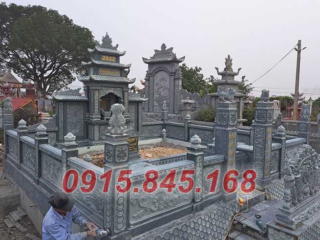 Xây lắp cổng lăng mộ đôi bằng đá nguyên khối đẹp tại Phú Yên