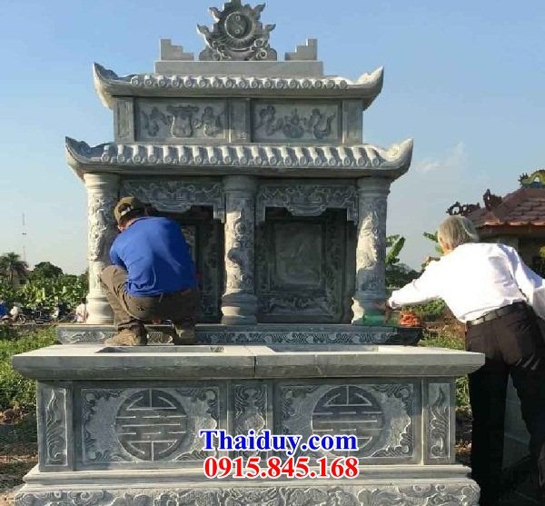 Xây lắp lăng mộ đôi bằng đá xanh nguyên khối cao cấp đẹp tại Phú Yên
