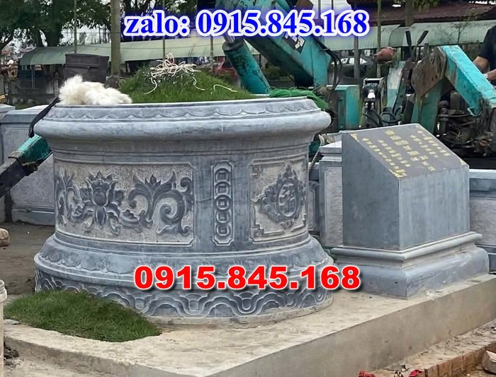 mộ đá gia đình, mộ ông bà bố mẹ gia tộc, khuôn viên mộ đá xanh trắng vàng granite nguyên khối, nhà mồ bằng đá để thờ tro cốt, giá nơi địa chỉ bán mộ đá, kích thước mộ đá cẩm thạch, mộ đá tự nhiên, xây mộ đá đơn giản, lan can tường bao hàng rào đá khối, nghĩa trang gia đình dòng họ bằng đá, cuốn thư bình phong trước mộ đá, đá bậc lát sân nền mộ, bậc tam cấp rồng bậc thềm chiếu rồng mộ, lư đỉnh hương đèn hạc thờ đá, cổng cột đá mộ,