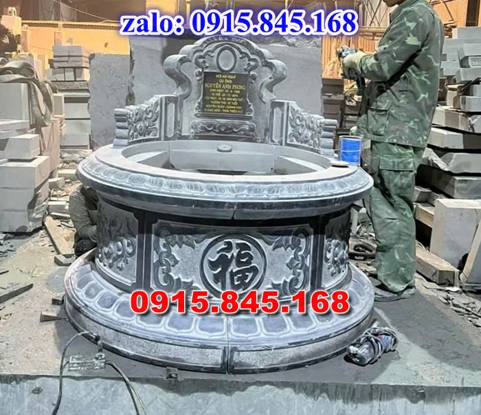 mộ đá gia đình, mộ ông bà bố mẹ gia tộc, khuôn viên mộ đá xanh trắng vàng granite nguyên khối, nhà mồ bằng đá để thờ tro cốt, giá nơi địa chỉ bán mộ đá, kích thước mộ đá cẩm thạch, mộ đá tự nhiên, xây mộ đá đơn giản, lan can tường bao hàng rào đá khối, nghĩa trang gia đình dòng họ bằng đá, cuốn thư bình phong trước mộ đá, đá bậc lát sân nền mộ, bậc tam cấp rồng bậc thềm chiếu rồng mộ, lư đỉnh hương đèn hạc thờ đá, cổng cột đá mộ, 