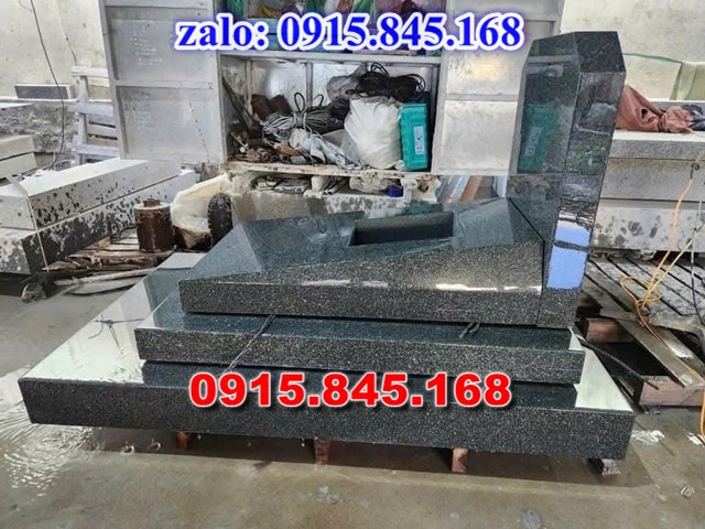 mộ đá gia đình, mộ ông bà bố mẹ gia tộc, khuôn viên mộ đá xanh trắng vàng granite nguyên khối, nhà mồ bằng đá để thờ tro cốt, giá nơi địa chỉ bán mộ đá, kích thước mộ đá cẩm thạch, mộ đá tự nhiên, xây mộ đá đơn giản, lan can tường bao hàng rào đá khối, nghĩa trang gia đình dòng họ bằng đá, cuốn thư bình phong trước mộ đá, đá bậc lát sân nền mộ, bậc tam cấp rồng bậc thềm chiếu rồng mộ, lư đỉnh hương đèn hạc thờ đá, cổng cột đá mộ, 