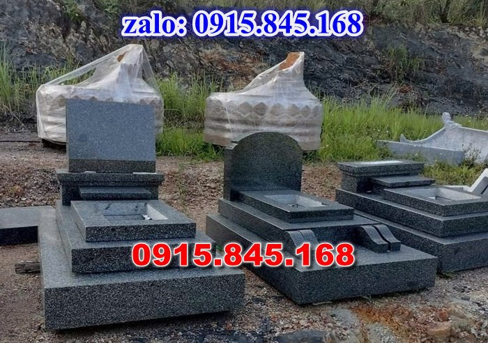 mộ đá gia đình, mộ ông bà bố mẹ gia tộc, khuôn viên mộ đá xanh trắng vàng granite nguyên khối, nhà mồ bằng đá để thờ tro cốt, giá nơi địa chỉ bán mộ đá, kích thước mộ đá cẩm thạch, mộ đá tự nhiên, xây mộ đá đơn giản, lan can tường bao hàng rào đá khối, nghĩa trang gia đình dòng họ bằng đá, cuốn thư bình phong trước mộ đá, đá bậc lát sân nền mộ, bậc tam cấp rồng bậc thềm chiếu rồng mộ, lư đỉnh hương đèn hạc thờ đá, cổng cột đá mộ,