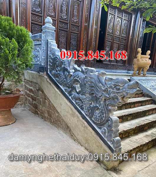 Tượng rồng đá, tượng rồng bằng đá, chiếu rồng đá, chiếu rồng bằng đá, Rồng đá phong thủy, Rồng đá nhà thờ họ, Rồng đá từ đường gia tộc, Rồng đá lăng mộ, Rồng đá nghĩa trang, rồng đá đình chùa, rồng đá lắp tại miếu, rồng đá xanh tự nhiên, rồng đá ninh bình nguyên khối, rồng đá bịt bậc, rồng đá bậc thềm tam cấp, rồng đá mỹ nghệ điêu khắc, rồng đá granite hoa cương, đá lát sân nền, đá ốp bậc thềm tam cấp, ngưỡng cửa nhà gỗ bằng đá,