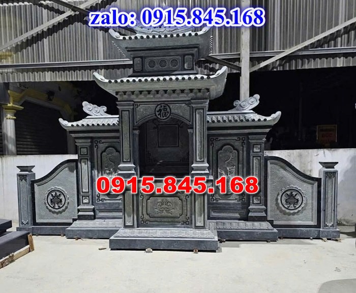 nhà mồ tiền chế, nhà mồ xây làm bằng đá, kích thước nhà mồ, kiểu dáng nhà mồ, nhà mồ có mái che, nhà mồ miền tây, lan can tường bao hàng rào nhà mồ, cuốn thư bức bình phong nhà mồ, nhà mồ để thờ hũ lọ tro cốt đá, nhà mồ ông bà bố mẹ gia đình ba má, mồ mả bằng đá.