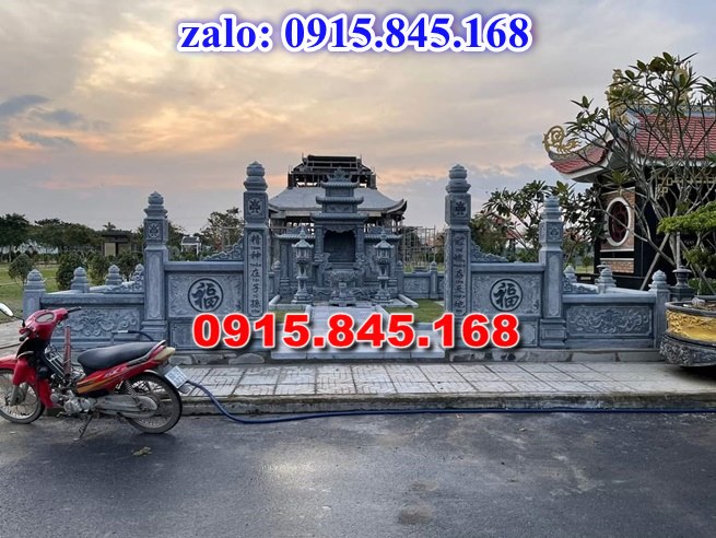 nhà mồ tiền chế, nhà mồ xây làm bằng đá, kích thước nhà mồ, kiểu dáng nhà mồ, nhà mồ có mái che, nhà mồ miền tây, lan can tường bao hàng rào nhà mồ, cuốn thư bức bình phong nhà mồ, nhà mồ để thờ hũ lọ tro cốt đá, nhà mồ ông bà bố mẹ gia đình ba má, mồ mả bằng đá.