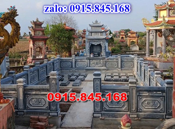 nhà mồ tiền chế, nhà mồ xây làm bằng đá, kích thước nhà mồ, kiểu dáng nhà mồ, nhà mồ có mái che, nhà mồ miền tây, lan can tường bao hàng rào nhà mồ, cuốn thư bức bình phong nhà mồ, nhà mồ để thờ hũ lọ tro cốt đá, nhà mồ ông bà bố mẹ gia đình ba má, mồ mả bằng đá.