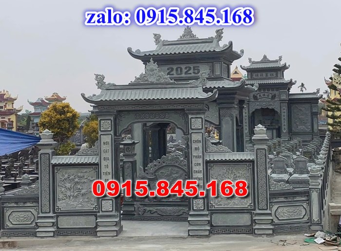 nhà mồ tiền chế, nhà mồ xây làm bằng đá, kích thước nhà mồ, kiểu dáng nhà mồ, nhà mồ có mái che, nhà mồ miền tây, lan can tường bao hàng rào nhà mồ, cuốn thư bức bình phong nhà mồ, nhà mồ để thờ hũ lọ tro cốt đá, nhà mồ ông bà bố mẹ gia đình ba má, mồ mả bằng đá.