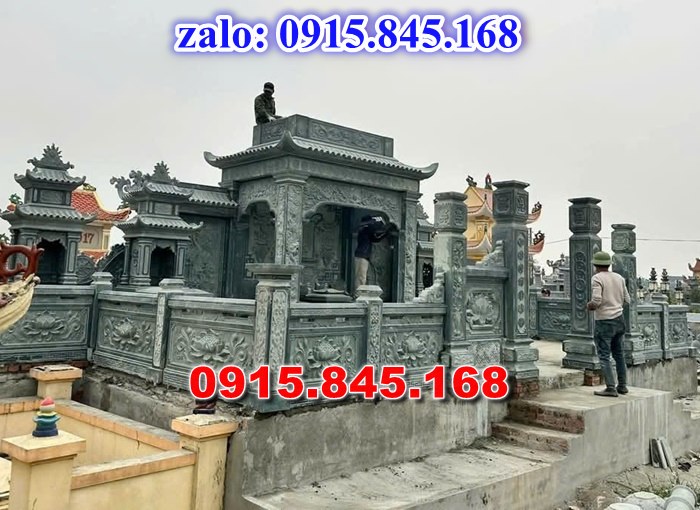 Lăng mộ đá gia đình, lăng mộ ông bà bố mẹ gia tộc, khuôn viên lăng mộ đá xanh trắng vàng granite nguyên khối, nhà mồ bằng đá để thờ tro cốt, giá nơi địa chỉ bán lăng mộ đá, kích thước lăng mộ đá cẩm thạch, lăng mộ đá tự nhiên, xây lăng mộ đá đơn giản, lan can tường bao hàng rào đá khối, nghĩa trang gia đình dòng họ bằng đá, cuốn thư bình phong trước mộ đá, đá bậc lát sân nền lăng mộ, bậc tam cấp rồng bậc thềm chiếu rồng lăng mộ, lư đỉnh hương đèn hạc thờ đá, cổng cột đá lăng mộ,