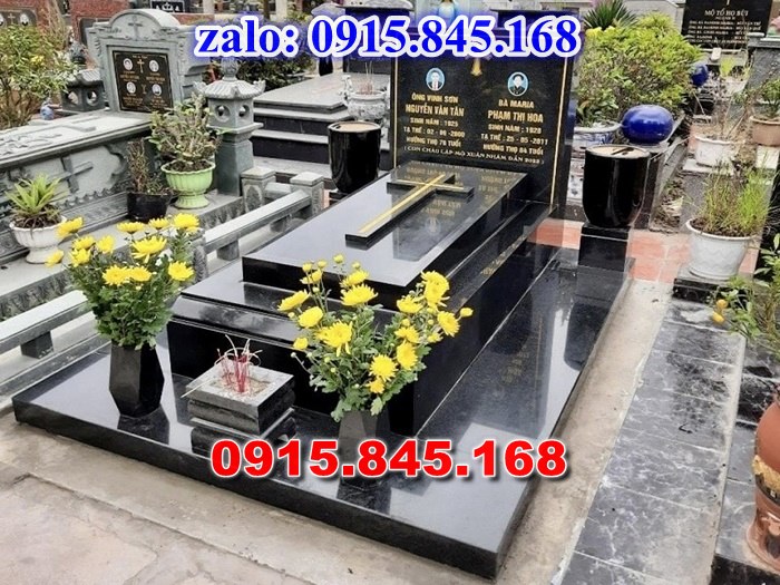 mộ đá gia đình, mộ ông bà bố mẹ gia tộc, khuôn viên mộ đá xanh trắng vàng granite nguyên khối, nhà mồ bằng đá để thờ tro cốt, giá nơi địa chỉ bán mộ đá, kích thước mộ đá cẩm thạch, mộ đá tự nhiên, xây mộ đá đơn giản, lan can tường bao hàng rào đá khối, nghĩa trang gia đình dòng họ bằng đá, cuốn thư bình phong trước mộ đá, đá bậc lát sân nền mộ, bậc tam cấp rồng bậc thềm chiếu rồng mộ, lư đỉnh hương đèn hạc thờ đá, cổng cột đá mộ, 