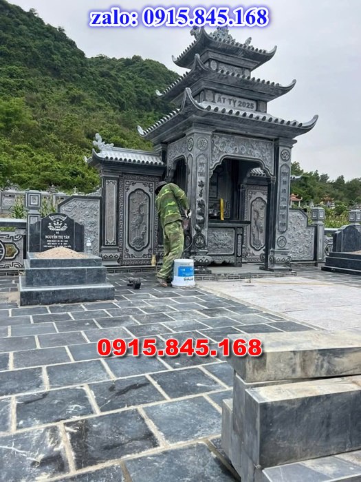 Lăng mộ đá gia đình, lăng mộ ông bà bố mẹ gia tộc, khuôn viên lăng mộ đá xanh trắng vàng granite nguyên khối, nhà mồ bằng đá để thờ tro cốt, giá nơi địa chỉ bán lăng mộ đá, kích thước lăng mộ đá cẩm thạch, lăng mộ đá tự nhiên, xây lăng mộ đá đơn giản, lan can tường bao hàng rào đá khối, nghĩa trang gia đình dòng họ bằng đá, cuốn thư bình phong trước mộ đá, đá bậc lát sân nền lăng mộ, bậc tam cấp rồng bậc thềm chiếu rồng lăng mộ, lư đỉnh hương đèn hạc thờ đá, cổng cột đá lăng mộ,