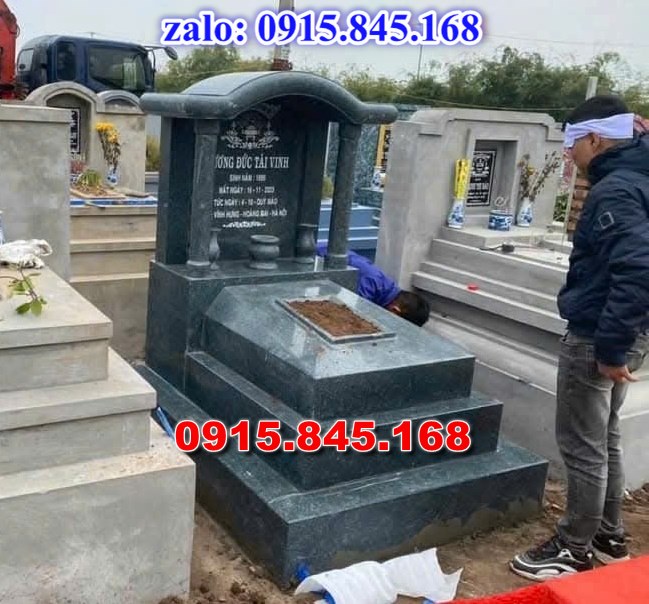 Lăng mộ đá gia đình, lăng mộ ông bà bố mẹ gia tộc, khuôn viên lăng mộ đá xanh trắng vàng granite nguyên khối, nhà mồ bằng đá để thờ tro cốt, giá nơi địa chỉ bán lăng mộ đá, kích thước lăng mộ đá cẩm thạch, lăng mộ đá tự nhiên, xây lăng mộ đá đơn giản, lan can tường bao hàng rào đá khối, nghĩa trang gia đình dòng họ bằng đá, cuốn thư bình phong trước mộ đá, đá bậc lát sân nền lăng mộ, bậc tam cấp rồng bậc thềm chiếu rồng lăng mộ, lư đỉnh hương đèn hạc thờ đá, cổng cột đá lăng mộ,