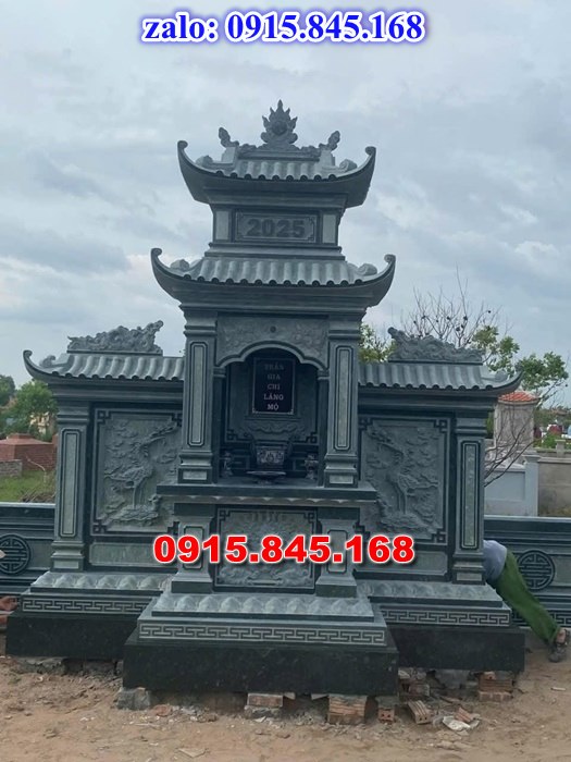 Lăng mộ đá gia đình, lăng mộ ông bà bố mẹ gia tộc, khuôn viên lăng mộ đá xanh trắng vàng granite nguyên khối, nhà mồ bằng đá để thờ tro cốt, giá nơi địa chỉ bán lăng mộ đá, kích thước lăng mộ đá cẩm thạch, lăng mộ đá tự nhiên, xây lăng mộ đá đơn giản, lan can tường bao hàng rào đá khối, nghĩa trang gia đình dòng họ bằng đá, cuốn thư bình phong trước mộ đá, đá bậc lát sân nền lăng mộ, bậc tam cấp rồng bậc thềm chiếu rồng lăng mộ, lư đỉnh hương đèn hạc thờ đá, cổng cột đá lăng mộ, 