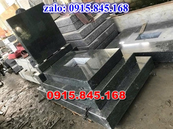 mộ đá gia đình, mộ ông bà bố mẹ gia tộc, khuôn viên mộ đá xanh trắng vàng granite nguyên khối, nhà mồ bằng đá để thờ tro cốt, giá nơi địa chỉ bán mộ đá, kích thước mộ đá cẩm thạch, mộ đá tự nhiên, xây mộ đá đơn giản, lan can tường bao hàng rào đá khối, nghĩa trang gia đình dòng họ bằng đá, cuốn thư bình phong trước mộ đá, đá bậc lát sân nền mộ, bậc tam cấp rồng bậc thềm chiếu rồng mộ, lư đỉnh hương đèn hạc thờ đá, cổng cột đá mộ, 