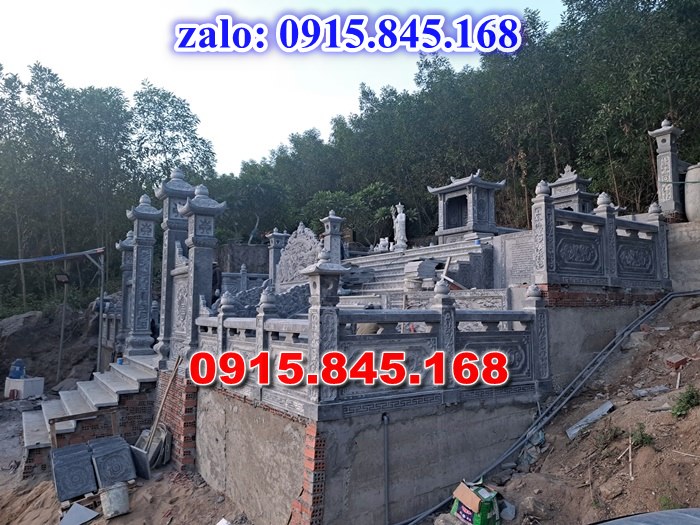 Lăng mộ đá gia đình, lăng mộ ông bà bố mẹ gia tộc, khuôn viên lăng mộ đá xanh trắng vàng granite nguyên khối, nhà mồ bằng đá để thờ tro cốt, giá nơi địa chỉ bán lăng mộ đá, kích thước lăng mộ đá cẩm thạch, lăng mộ đá tự nhiên, xây lăng mộ đá đơn giản, lan can tường bao hàng rào đá khối, nghĩa trang gia đình dòng họ bằng đá, cuốn thư bình phong trước mộ đá, đá bậc lát sân nền lăng mộ, bậc tam cấp rồng bậc thềm chiếu rồng lăng mộ, lư đỉnh hương đèn hạc thờ đá, cổng cột đá lăng mộ,