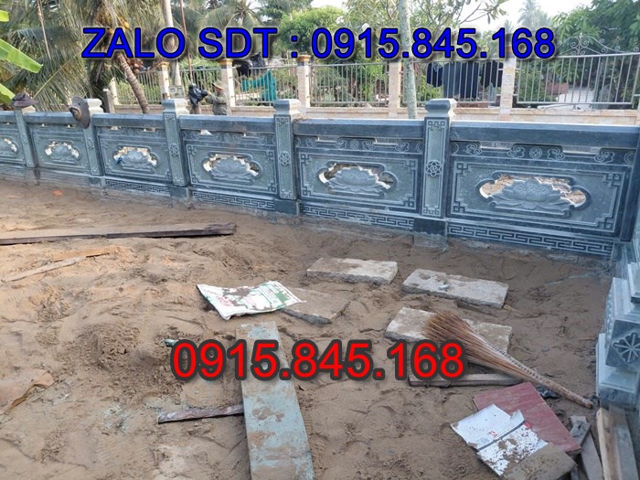 mộ đá gia đình, mộ ông bà bố mẹ gia tộc, khuôn viên mộ đá xanh trắng vàng granite nguyên khối, nhà mồ bằng đá để thờ tro cốt, giá nơi địa chỉ bán mộ đá, kích thước mộ đá cẩm thạch, mộ đá tự nhiên, xây mộ đá đơn giản, lan can tường bao hàng rào đá khối, nghĩa trang gia đình dòng họ bằng đá, cuốn thư bình phong trước mộ đá, đá bậc lát sân nền mộ, bậc tam cấp rồng bậc thềm chiếu rồng mộ, lư đỉnh hương đèn hạc thờ đá, cổng cột đá mộ,