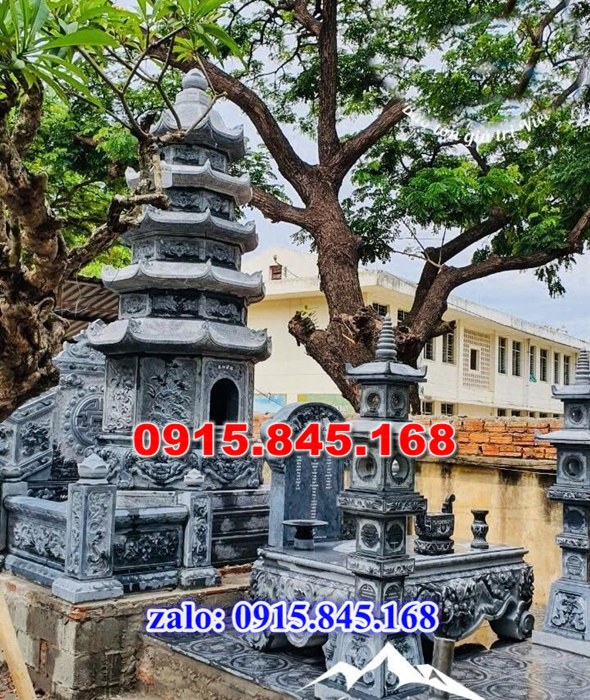 mộ đá gia đình, mộ ông bà bố mẹ gia tộc, khuôn viên mộ đá xanh trắng vàng granite nguyên khối, nhà mồ bằng đá để thờ tro cốt, giá nơi địa chỉ bán mộ đá, kích thước mộ đá cẩm thạch, mộ đá tự nhiên, xây mộ đá đơn giản, lan can tường bao hàng rào đá khối, nghĩa trang gia đình dòng họ bằng đá, cuốn thư bình phong trước mộ đá, đá bậc lát sân nền mộ, bậc tam cấp rồng bậc thềm chiếu rồng mộ, lư đỉnh hương đèn hạc thờ đá, cổng cột đá mộ,