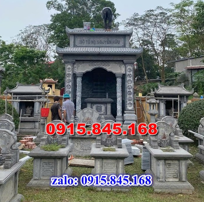 mộ đá gia đình, mộ ông bà bố mẹ gia tộc, khuôn viên mộ đá xanh trắng vàng granite nguyên khối, nhà mồ bằng đá để thờ tro cốt, giá nơi địa chỉ bán mộ đá, kích thước mộ đá cẩm thạch, mộ đá tự nhiên, xây mộ đá đơn giản, lan can tường bao hàng rào đá khối, nghĩa trang gia đình dòng họ bằng đá, cuốn thư bình phong trước mộ đá, đá bậc lát sân nền mộ, bậc tam cấp rồng bậc thềm chiếu rồng mộ, lư đỉnh hương đèn hạc thờ đá, cổng cột đá mộ,