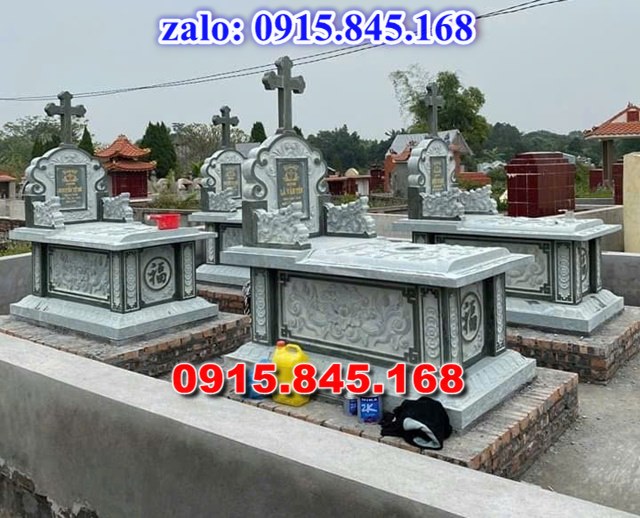 mộ đá gia đình, mộ ông bà bố mẹ gia tộc, khuôn viên mộ đá xanh trắng vàng granite nguyên khối, nhà mồ bằng đá để thờ tro cốt, giá nơi địa chỉ bán mộ đá, kích thước mộ đá cẩm thạch, mộ đá tự nhiên, xây mộ đá đơn giản, lan can tường bao hàng rào đá khối, nghĩa trang gia đình dòng họ bằng đá, cuốn thư bình phong trước mộ đá, đá bậc lát sân nền mộ, bậc tam cấp rồng bậc thềm chiếu rồng mộ, lư đỉnh hương đèn hạc thờ đá, cổng cột đá mộ,