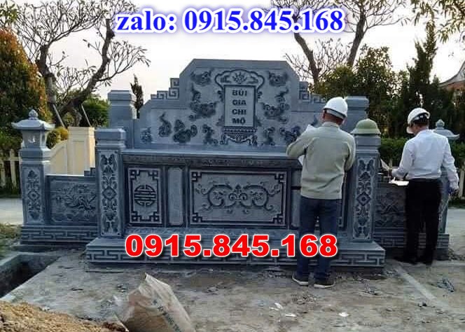 Mộ đôi cất để giữ tro cốt bằng đá tam cấp nguyên khối, mẫu mộ đá đôi song thân phu thê có mái, mẫu mộ đôi ông bà xây gạch đá xi măng, mẫu mộ đôi bố mẹ ốp đá granite hoa cương, Mộ đôi gia đình ba má đá cẩm thạch đơn giản,