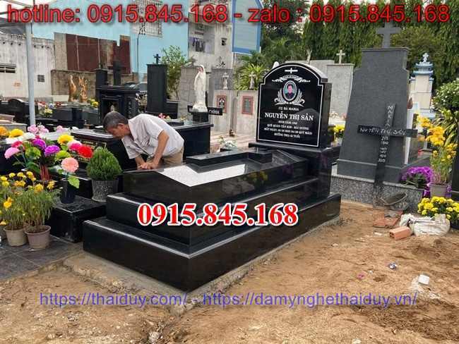 bán đắk nông 35 mộ đá công giáo đẹp - granite hoa cương xanh đen