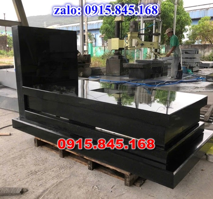 mộ đá gia đình, mộ ông bà bố mẹ gia tộc, khuôn viên mộ đá xanh trắng vàng granite nguyên khối, nhà mồ bằng đá để thờ tro cốt, giá nơi địa chỉ bán mộ đá, kích thước mộ đá cẩm thạch, mộ đá tự nhiên, xây mộ đá đơn giản, lan can tường bao hàng rào đá khối, nghĩa trang gia đình dòng họ bằng đá, cuốn thư bình phong trước mộ đá, đá bậc lát sân nền mộ, bậc tam cấp rồng bậc thềm chiếu rồng mộ, lư đỉnh hương đèn hạc thờ đá, cổng cột đá mộ,