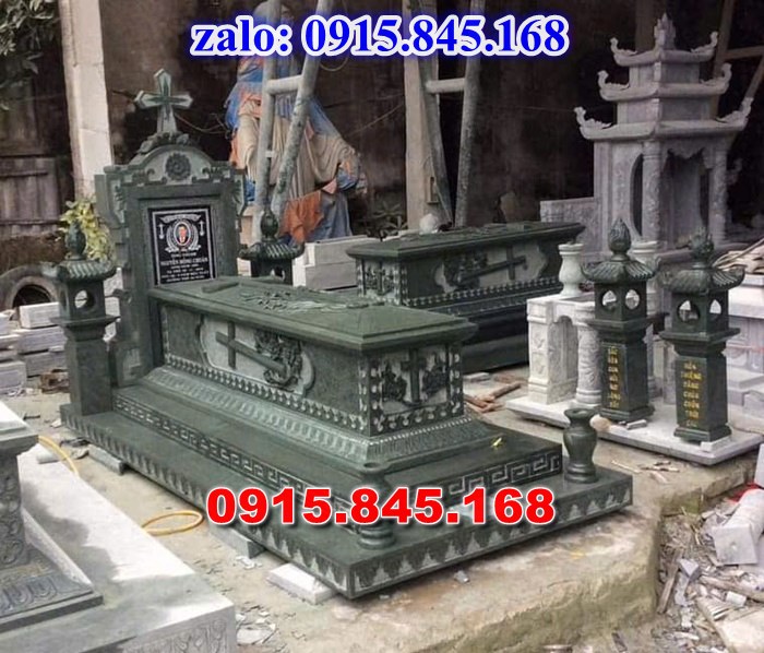 mộ đá gia đình, mộ ông bà bố mẹ gia tộc, khuôn viên mộ đá xanh trắng vàng granite nguyên khối, nhà mồ bằng đá để thờ tro cốt, giá nơi địa chỉ bán mộ đá, kích thước mộ đá cẩm thạch, mộ đá tự nhiên, xây mộ đá đơn giản, lan can tường bao hàng rào đá khối, nghĩa trang gia đình dòng họ bằng đá, cuốn thư bình phong trước mộ đá, đá bậc lát sân nền mộ, bậc tam cấp rồng bậc thềm chiếu rồng mộ, lư đỉnh hương đèn hạc thờ đá, cổng cột đá mộ,