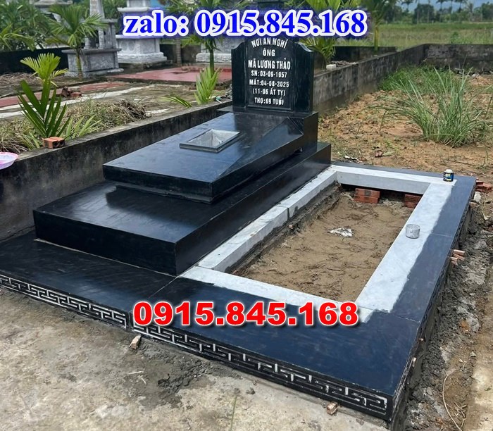 mộ đá gia đình, mộ ông bà bố mẹ gia tộc, khuôn viên mộ đá xanh trắng vàng granite nguyên khối, nhà mồ bằng đá để thờ tro cốt, giá nơi địa chỉ bán mộ đá, kích thước mộ đá cẩm thạch, mộ đá tự nhiên, xây mộ đá đơn giản, lan can tường bao hàng rào đá khối, nghĩa trang gia đình dòng họ bằng đá, cuốn thư bình phong trước mộ đá, đá bậc lát sân nền mộ, bậc tam cấp rồng bậc thềm chiếu rồng mộ, lư đỉnh hương đèn hạc thờ đá, cổng cột đá mộ, 