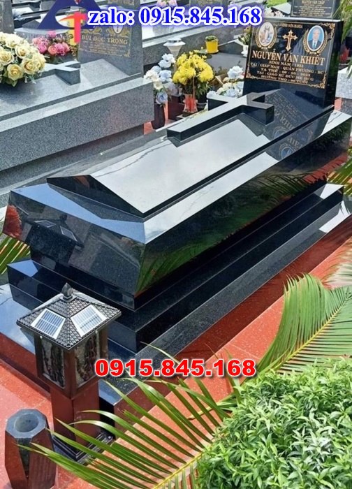 mộ ông bà bố mẹ gia đình dòng họ gia tộc, mộ đá granite xanh hoa cương đen cẩm thạch, mộ đá xanh ninh bình mỹ nghệ điêu khắc thanh hóa, giá bán mộ ốp xây chụp kim tĩnh huyệt mộ, mộ đá đơn giản không mái cao cấp, mộ đá có 1 23 mái đao ống chùa cong che, mộ đá đôi song thân phu thê, mộ sư bảo tháp để thề tro cốt 3 5 7 tầng mái, mộ đá trước nhà trong sân, kim tĩnh huyệt mộ địa hung hỏa cái tảng, thiết kế mộ đá kích thước phong thủy hợp mệnh,