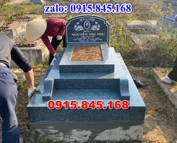 mộ đá gia đình, mộ ông bà bố mẹ gia tộc, khuôn viên mộ đá xanh trắng vàng granite nguyên khối, nhà mồ bằng đá để thờ tro cốt, giá nơi địa chỉ bán mộ đá, kích thước mộ đá cẩm thạch, mộ đá tự nhiên, xây mộ đá đơn giản, lan can tường bao hàng rào đá khối, nghĩa trang gia đình dòng họ bằng đá, cuốn thư bình phong trước mộ đá, đá bậc lát sân nền mộ, bậc tam cấp rồng bậc thềm chiếu rồng mộ, lư đỉnh hương đèn hạc thờ đá, cổng cột đá mộ,