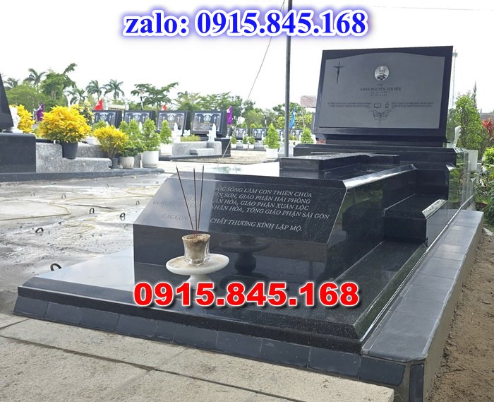mộ đá gia đình, mộ ông bà bố mẹ gia tộc, khuôn viên mộ đá xanh trắng vàng granite nguyên khối, nhà mồ bằng đá để thờ tro cốt, giá nơi địa chỉ bán mộ đá, kích thước mộ đá cẩm thạch, mộ đá tự nhiên, xây mộ đá đơn giản, lan can tường bao hàng rào đá khối, nghĩa trang gia đình dòng họ bằng đá, cuốn thư bình phong trước mộ đá, đá bậc lát sân nền mộ, bậc tam cấp rồng bậc thềm chiếu rồng mộ, lư đỉnh hương đèn hạc thờ đá, cổng cột đá mộ,