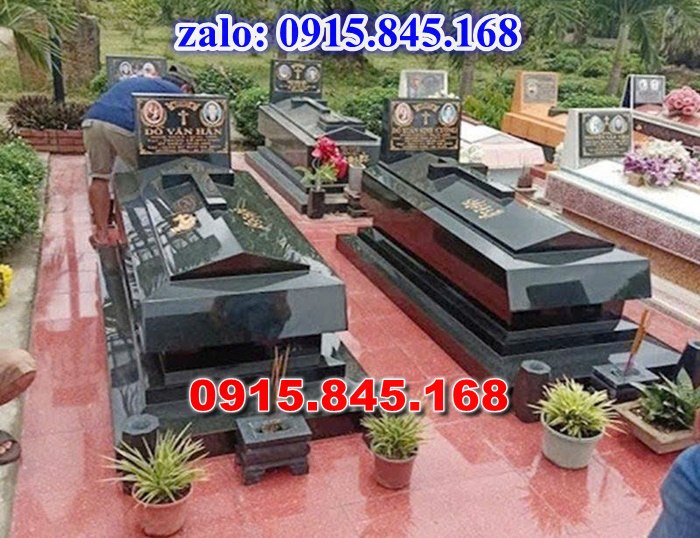 mộ đá gia đình, mộ ông bà bố mẹ gia tộc, khuôn viên mộ đá xanh trắng vàng granite nguyên khối, nhà mồ bằng đá để thờ tro cốt, giá nơi địa chỉ bán mộ đá, kích thước mộ đá cẩm thạch, mộ đá tự nhiên, xây mộ đá đơn giản, lan can tường bao hàng rào đá khối, nghĩa trang gia đình dòng họ bằng đá, cuốn thư bình phong trước mộ đá, đá bậc lát sân nền mộ, bậc tam cấp rồng bậc thềm chiếu rồng mộ, lư đỉnh hương đèn hạc thờ đá, cổng cột đá mộ,