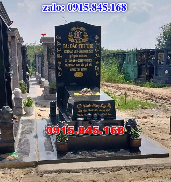 mộ đá gia đình, mộ ông bà bố mẹ gia tộc, khuôn viên mộ đá xanh trắng vàng granite nguyên khối, nhà mồ bằng đá để thờ tro cốt, giá nơi địa chỉ bán mộ đá, kích thước mộ đá cẩm thạch, mộ đá tự nhiên, xây mộ đá đơn giản, lan can tường bao hàng rào đá khối, nghĩa trang gia đình dòng họ bằng đá, cuốn thư bình phong trước mộ đá, đá bậc lát sân nền mộ, bậc tam cấp rồng bậc thềm chiếu rồng mộ, lư đỉnh hương đèn hạc thờ đá, cổng cột đá mộ, 