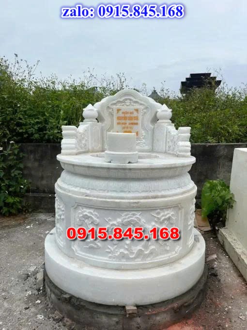 mộ đá gia đình, mộ ông bà bố mẹ gia tộc, khuôn viên mộ đá xanh trắng vàng granite nguyên khối, nhà mồ bằng đá để thờ tro cốt, giá nơi địa chỉ bán mộ đá, kích thước mộ đá cẩm thạch, mộ đá tự nhiên, xây mộ đá đơn giản, lan can tường bao hàng rào đá khối, nghĩa trang gia đình dòng họ bằng đá, cuốn thư bình phong trước mộ đá, đá bậc lát sân nền mộ, bậc tam cấp rồng bậc thềm chiếu rồng mộ, lư đỉnh hương đèn hạc thờ đá, cổng cột đá mộ, 