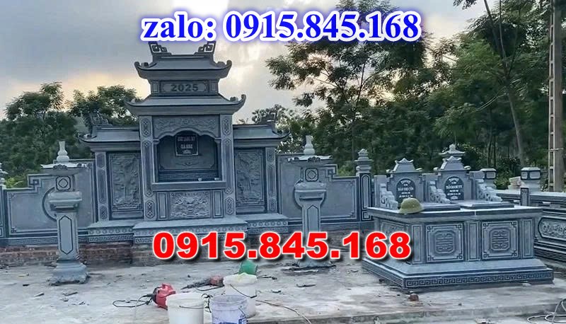 mộ đá gia đình, mộ ông bà bố mẹ gia tộc, khuôn viên mộ đá xanh trắng vàng granite nguyên khối, nhà mồ bằng đá để thờ tro cốt, giá nơi địa chỉ bán mộ đá, kích thước mộ đá cẩm thạch, mộ đá tự nhiên, xây mộ đá đơn giản, lan can tường bao hàng rào đá khối, nghĩa trang gia đình dòng họ bằng đá, cuốn thư bình phong trước mộ đá, đá bậc lát sân nền mộ, bậc tam cấp rồng bậc thềm chiếu rồng mộ, lư đỉnh hương đèn hạc thờ đá, cổng cột đá mộ, 
