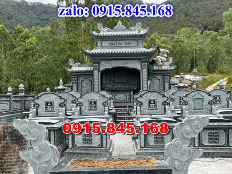 mộ đá gia đình, mộ ông bà bố mẹ gia tộc, khuôn viên mộ đá xanh trắng vàng granite nguyên khối, nhà mồ bằng đá để thờ tro cốt, giá nơi địa chỉ bán mộ đá, kích thước mộ đá cẩm thạch, mộ đá tự nhiên, xây mộ đá đơn giản, lan can tường bao hàng rào đá khối, nghĩa trang gia đình dòng họ bằng đá, cuốn thư bình phong trước mộ đá, đá bậc lát sân nền mộ, bậc tam cấp rồng bậc thềm chiếu rồng mộ, lư đỉnh hương đèn hạc thờ đá, cổng cột đá mộ,