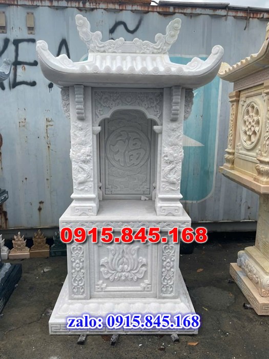nhà mồ tiền chế, nhà mồ xây làm bằng đá, kích thước nhà mồ, kiểu dáng nhà mồ, nhà mồ có mái che, nhà mồ miền tây, lan can tường bao hàng rào nhà mồ, cuốn thư bức bình phong nhà mồ, nhà mồ để thờ hũ lọ tro cốt đá, nhà mồ ông bà bố mẹ gia đình ba má, mồ mả bằng đá.