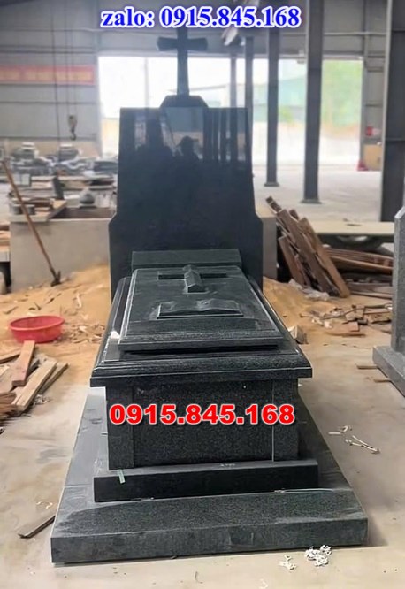 lăng mộ đá, khu lăng mộ nghĩa trang gia đình, mẫu mộ đá granite hoa cương, mẫu lăng thờ chung, mẫu lăng mộ đá ninh bình đẹp, mẫu mộ đá đẹp, mẫu mộ đá đôi đẹp, mẫu mộ đá tròn, mộ đá ba mái, mộ đá hai mái, mộ đá không mái, mộ đá lục lăng, mộ đá một mái, mộ đá xanh rêu, mộ đạo bằng đá, mộ tam cấp đá, mộ tháp đá, kích thước kim tĩnh chuẩn theo thước lỗ ban, thiết kế kim tĩnh bằng đá, kim tĩnh cải tảng, kim tĩnh hỏa táng, kim tĩnh chôn cất một lần, kim tĩnh bốc mộ, kim tĩnh tiểu sành, kim tĩnh đá xanh nguyên khối, kim tĩnh đá granite hoa cương, kim tĩnh đá ninh bình, kim tĩnh đá chạm điêu khắc hoa văn rồng phượng, kim tĩnh chạm hoa văn sen nhà phật, lắp đặt kim tĩnh tận nơi chọn gói, Kim tĩnh huyệt mộ xây gạch đá, giá bán lắp kim tĩnh, Mộ hỏa hung táng, mộ cải táng, mộ địa táng, Mộ thổ táng, 
