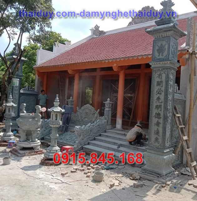 Tượng rồng đá, tượng rồng bằng đá, chiếu rồng đá, chiếu rồng bằng đá, Rồng đá phong thủy, Rồng đá nhà thờ họ, Rồng đá từ đường gia tộc, Rồng đá lăng mộ, Rồng đá nghĩa trang, rồng đá đình chùa, rồng đá lắp tại miếu, rồng đá xanh tự nhiên, rồng đá ninh bình nguyên khối, rồng đá bịt bậc, rồng đá bậc thềm tam cấp, rồng đá mỹ nghệ điêu khắc, rồng đá granite hoa cương, đá lát sân nền, đá ốp bậc thềm tam cấp, ngưỡng cửa nhà gỗ bằng đá,